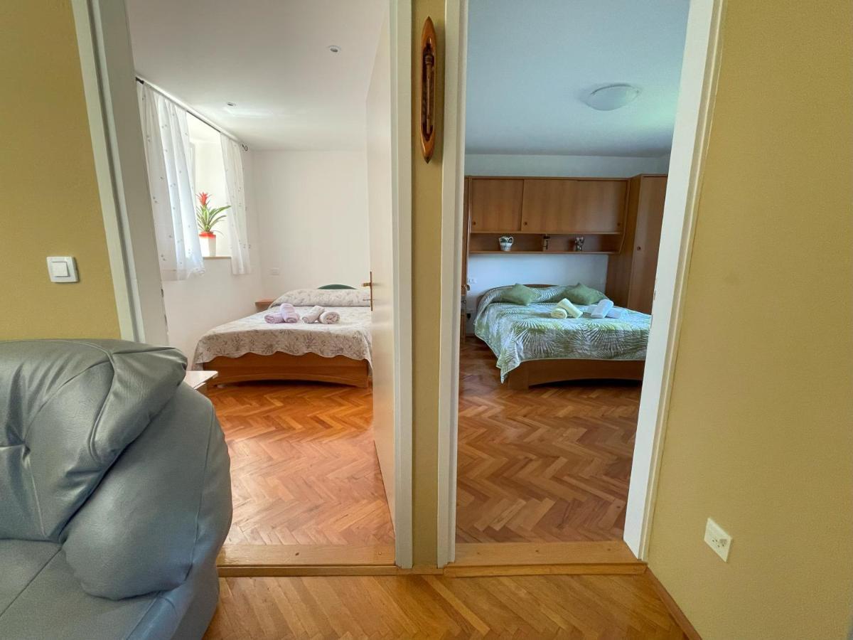 Apartment Kastel パジン エクステリア 写真